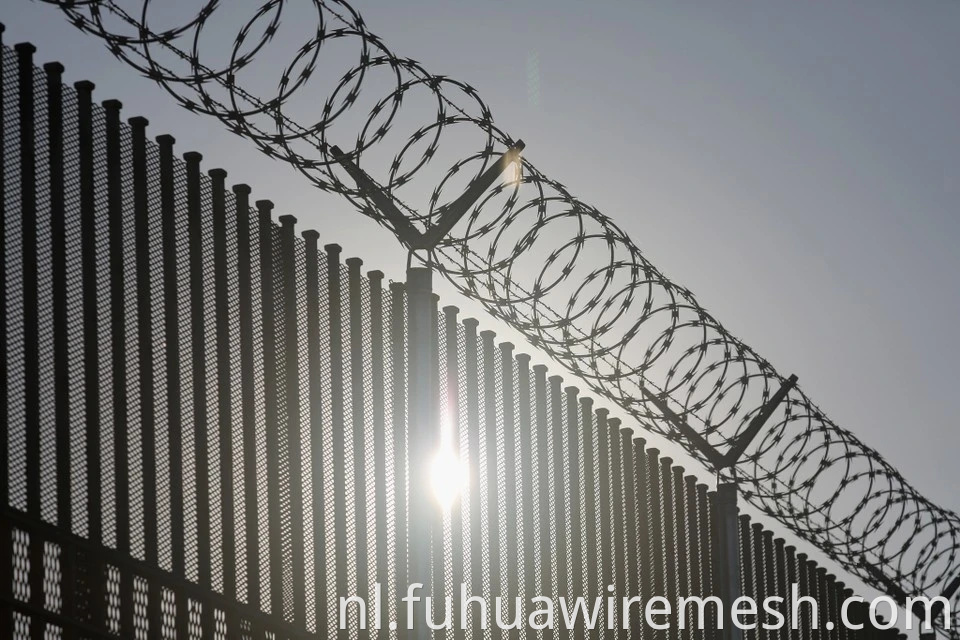 Barrières Razor Wire voor beveiligingshek